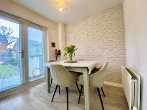 Kitchen/Diner- click for photo gallery